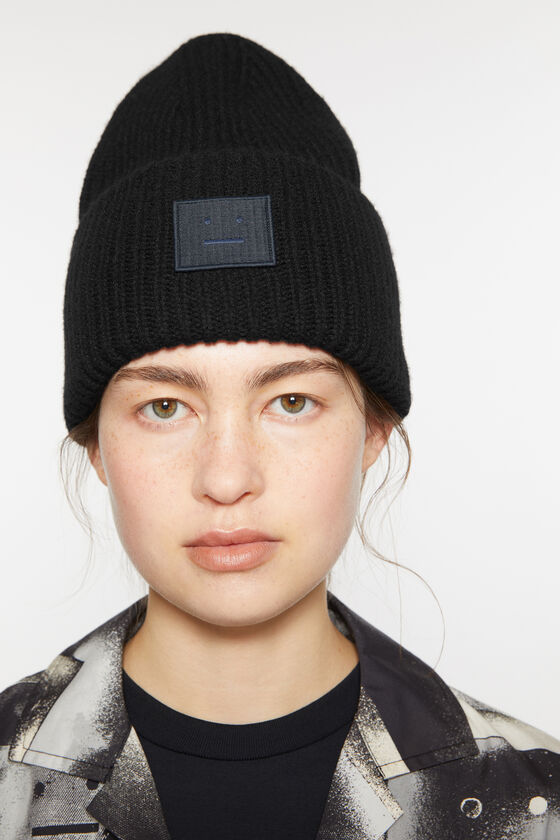 (image for) Advanced Large face logo beanie